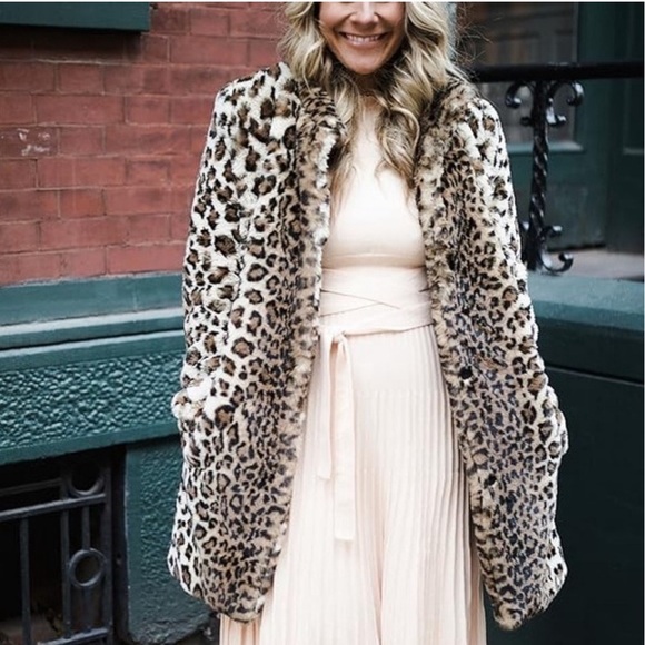 Damselle New York Faux Fur Cheetah Print Jacket - Picture 2 of 16